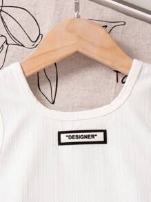 SHEIN 女童无袖上衣，V 型下摆，刺绣牛仔裙套装，甜美时尚夏季服装 - 彩色 - 查看 5