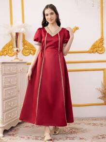 SHEIN 少女长款 Abaya 连衣裙，栗色长款斋月长袍，适合伊斯兰圣月仪式，优雅的 V 领短袖连衣裙，带有金色刺绣花卉饰边，适合家庭聚会和重要场合 - 彩色 - 查看 6