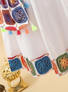 SHEIN Conjunto de vestido mini y bolso de niña con adornos florales coloridos y flecos de estilo crochet falso