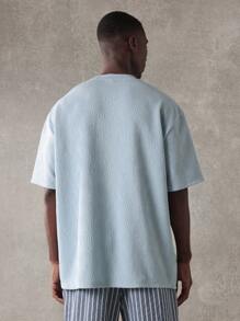 SUMWON 纹理超大 T 恤波浪图案高级休闲运动街头服饰运动休闲春夏常规长度简约都市设计