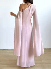 Chiquease 女士优雅不对称肩长袖收腰 A 字淡粉色连衣裙，纯色，春夏 - 粉色 - 查看 2