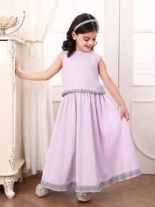 SHEIN Young Girls Sets: Sleeveless Purple Crop Top With Silver Print, Loose Long Dress With Silver Vertical Stripe, Purple Mesh Shawl. Suitable For Ramadan, Family Gathering, Outing,