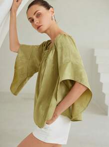 SHEIN Privé Blusa holgada de estilo chino vintage con diseño floral de jacquard, hombros descubiertos y puños de volantes, para el Año Nuevo Chino