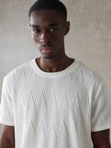 SUMWON Leistungstextiles Jersey T-Shirt, Athletisch Slim Fit Zickzackmuster, Workout Training Sport Lässig, atmungsaktiv, Sommer Mode Streetwear, modernes Grundstück