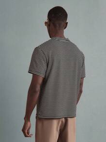 SUMWON Camiseta básica de manga corta con rayas, cuello redondo, jersey casual de verano, longitud regular, moda urbana