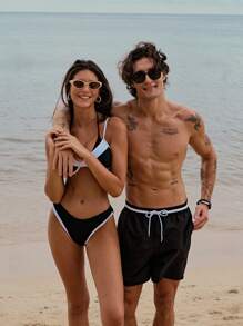 Manfinity Swimmode Hombres Shorts de natación de cintura con cordón - Negro - Ver 1