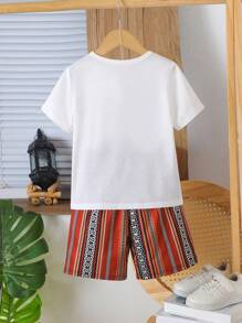 SHEIN Young Boys Black National Day, Eid Mubarak Abaya Kaftan Jalabiya Tunic With Cute Moon & Star Pattern Ramadan Round Neck Short Sleeve T-Shirt + Yellow Shorts 2pcs Outfit, Traditional Fashion & Comfortable