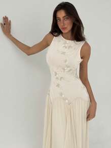 Aloruh 女士优雅纯色花卉刺绣连衣裙 - 杏色 - 查看 4