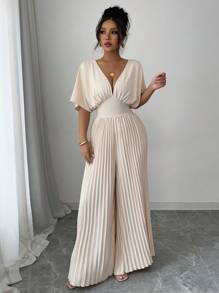 Bộ đồ liền thân xếp ly tay cánh dơi cổ chữ V sâu màu trơn thanh lịch dành cho nữ - Màu be - Xem 6