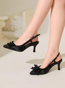 CUCCOO CHICEST 女士尖头多蝴蝶结甜美优雅中跟一脚蹬高跟鞋，舒适黑色缎面细高跟鞋适合约会、下午茶、通勤、情人节 - 黑色 - 查看 7