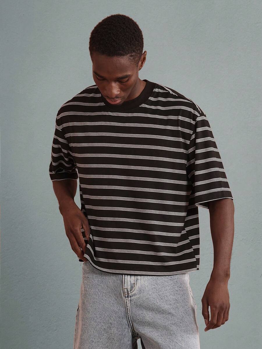 SUMWON Casual Oversized Striped T-Shirt Classic Monochrome Horizontal Pattern Short Sleeve Boxy Weekend Essential Urban Streetwear Daily Summer Spring Top - Black and White - View 1