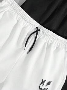 RueChic Men 2pcs Pack Smile Printed Regular Short - Black and White - View 4