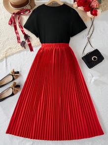 Teen Girl's Casual Letter Print Short Sleeve T-Shirt And Red Pleated A-Line Maxi Skirt 2 Pieces Outfit, Suitable For Outings And Gatherings In Spring/Summer