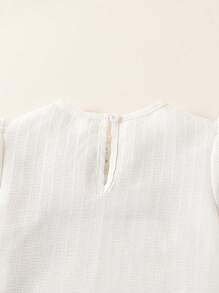 SHEIN Set de 2 piezas con top de manga corta y abullonada de cuello redondo y pantalones cortos con estampado floral para niña - Multicolor - Ver 7