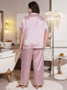 SHEIN MuseNap CURVE Plus Size Women Faux Silk Jacquard Leopard Print Pajamas Set With Short Sleeve Top And Pants - Dusty Pink - View 2
