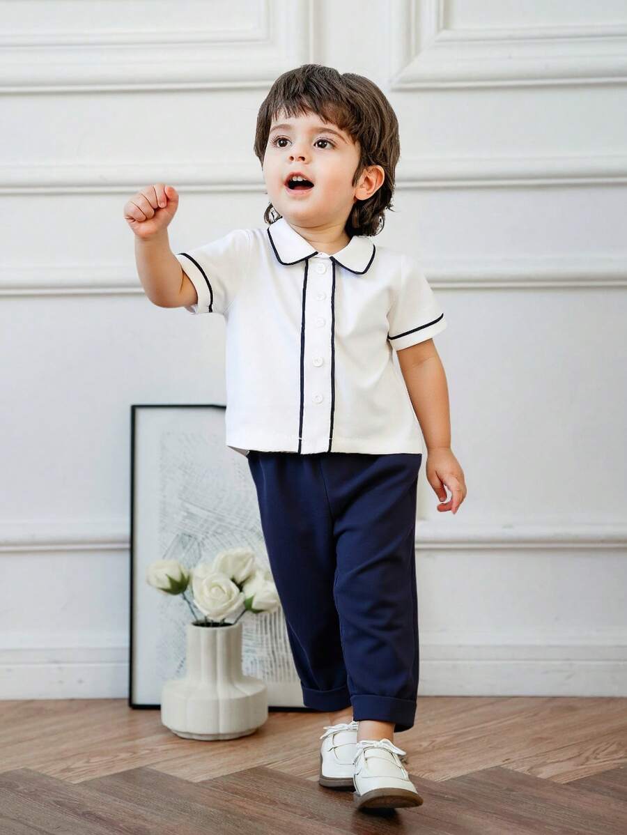 SHEIN 2 Stücke/Set Jungen Lässig Hemd mit Kragen und Kurzarm + Gummibund weite gerade Beine Sporthose, Outdoor Outfit