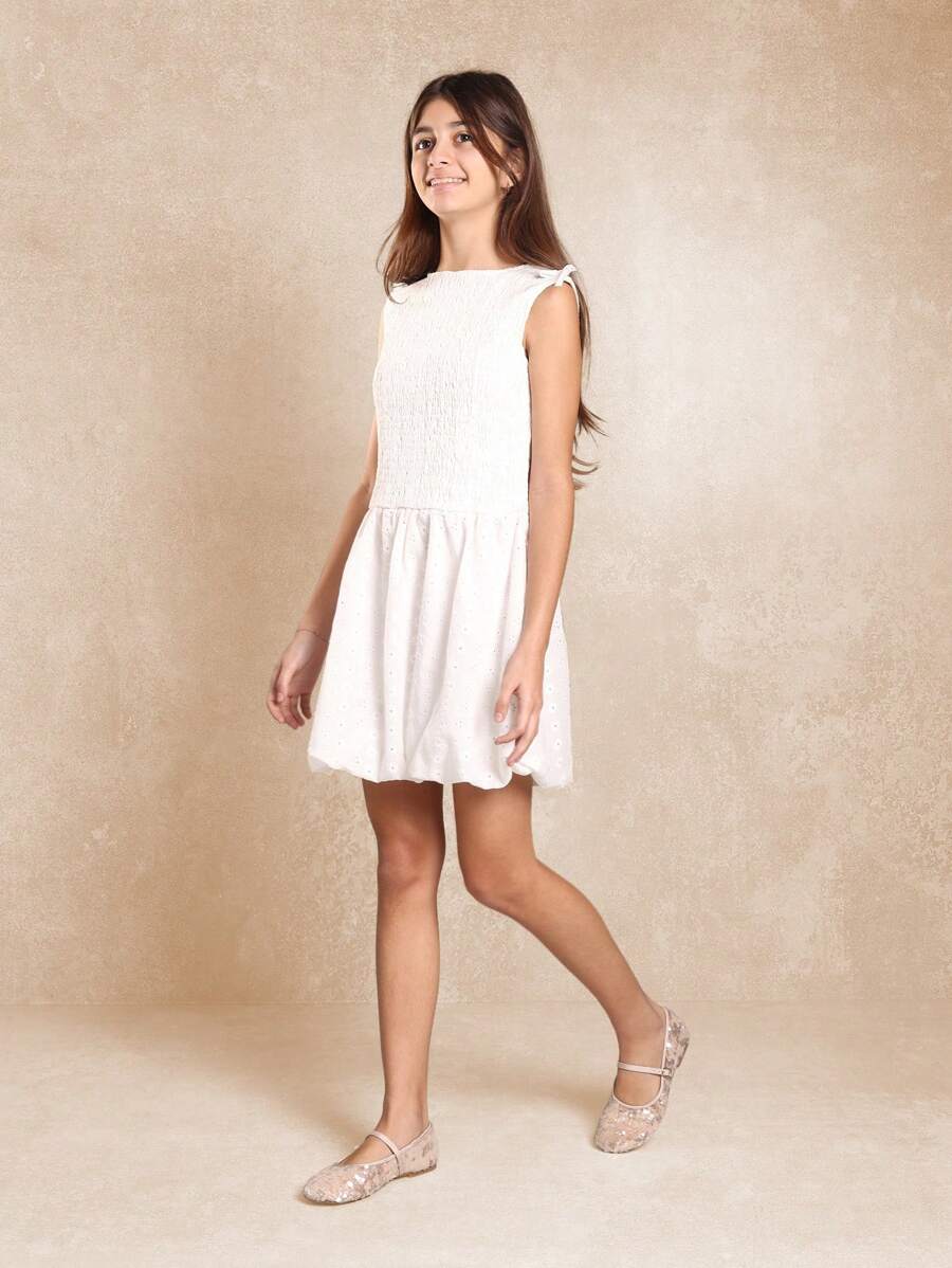 SUMWON 夏季英式刺绣泡泡下摆连衣裙，肩部饰有蝴蝶结，适合特殊场合女孩派对节日复活节太阳裙 - 白色 - 查看 1