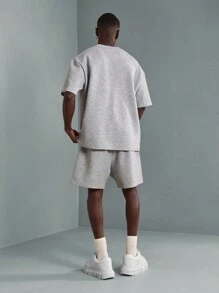 SUMWON Athleisure Co-Ord 套装纹理家居服超大 T 恤搭配短裤运动休闲夏季街头装舒适健身训练套装 - 灰色 - 查看 2
