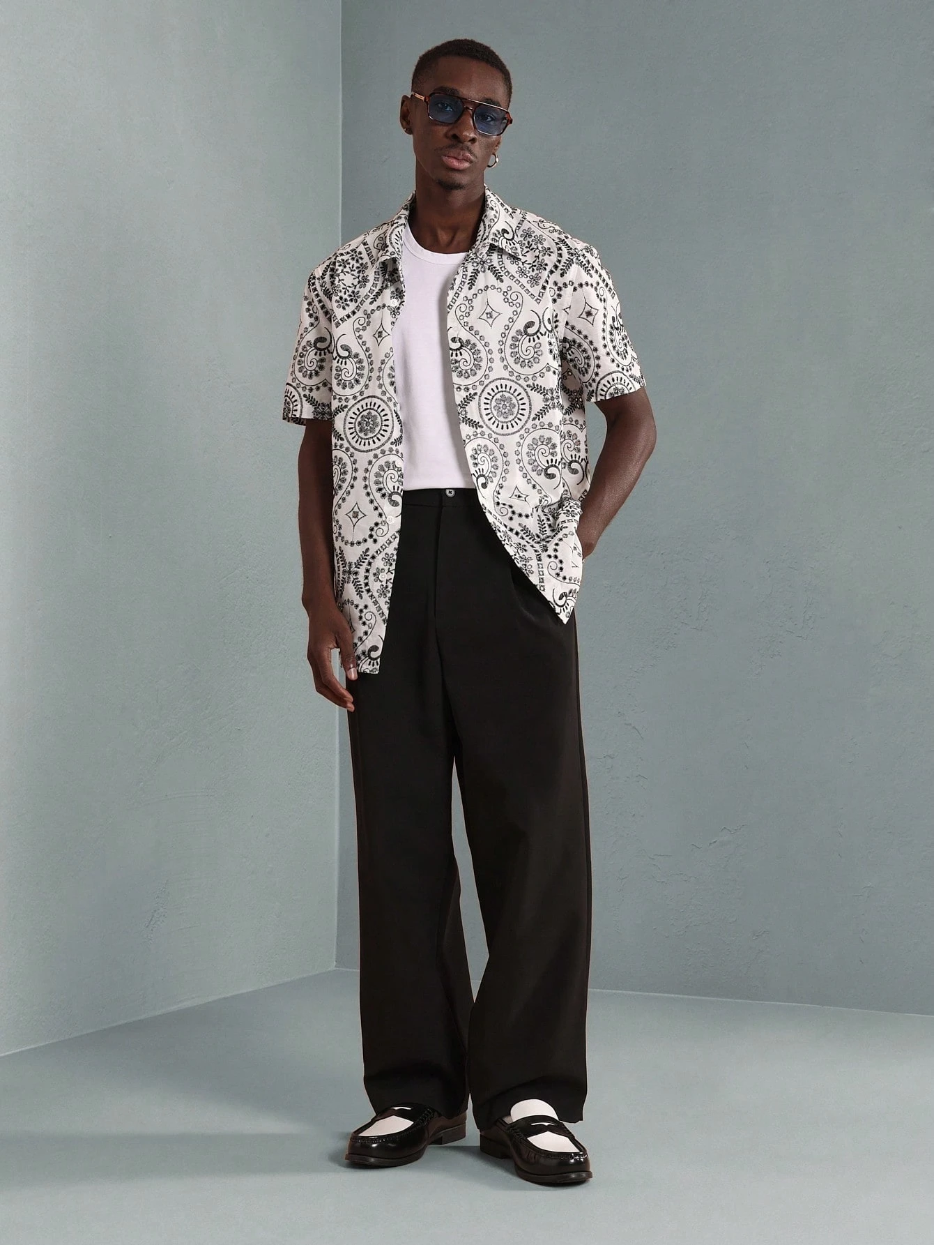 Camicie casual a maniche corte con stampa paisley e bottoni