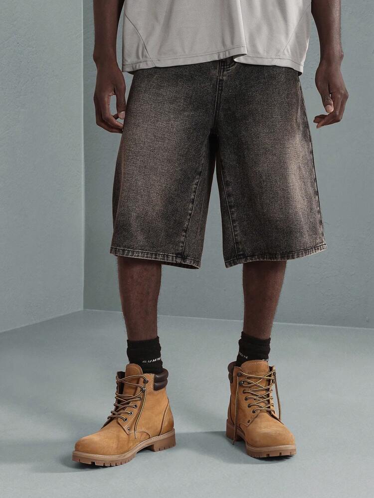 Shorts Denim vintage com corte relaxado e lavagem