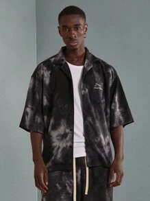 SUMWON Conjunto de diseñador con estampado de teñido anudado, camisa de manga corta con botones y pantalones cortos a juego, conjunto informal urbano de verano para playa y festivales, vestimenta a juego de dos piezas