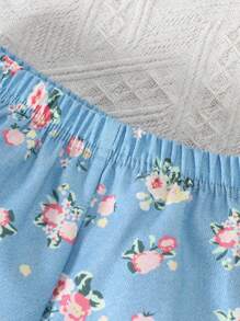 2 Stücke Kleine Mädchen Bluse mit Blumen- und Denim-Optik-Muster sowie Lässig Shorts Set, geeignet für Sommertage