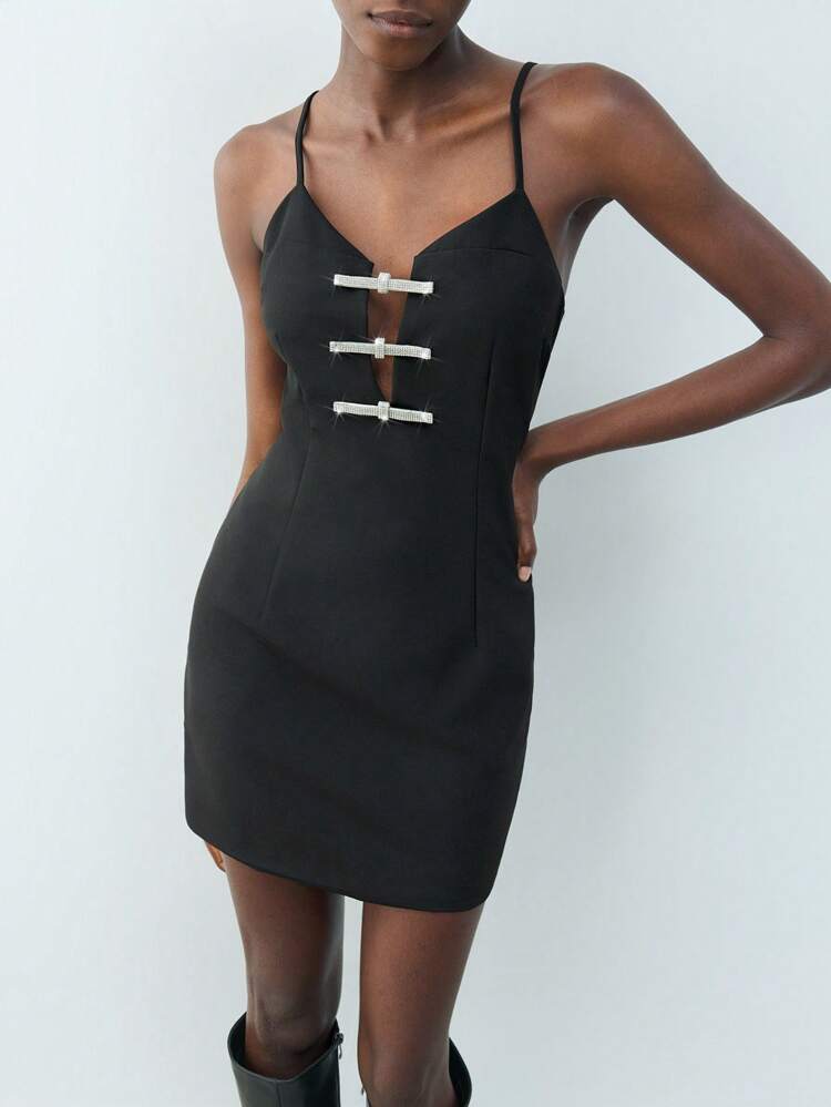 SHEIN Maija Women's Elegant Knit Mini Dress With Bow & Rhinestone Decor, Suitable For Urban Chic Spring/Summer Parties, Valentine's Day, Casual, Romantic Vacation, Suitable For Going Out, Party, Wedding Guest, Vintage Style, Valentine's Day