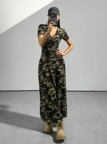 SHEIN PETITE Vestido de verano de manga corta con cuello en V y estampado floral de mujer (corte aleatorio) Vestido largo de mujer