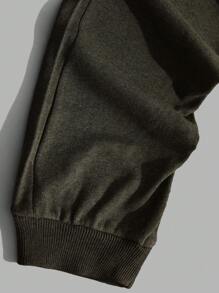 RueChic Men Letter Printed Regular Sweatpants - Army Green - View 6