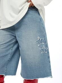 SUMWON WOMEN Denim Shorts mit Sternapplika, hoher Bund, ausgeblichen, roher Saum, Sommerfestival, Lässig, weites Bein, locker geschnitten, modischer Statement-Look, Y2K-Stil