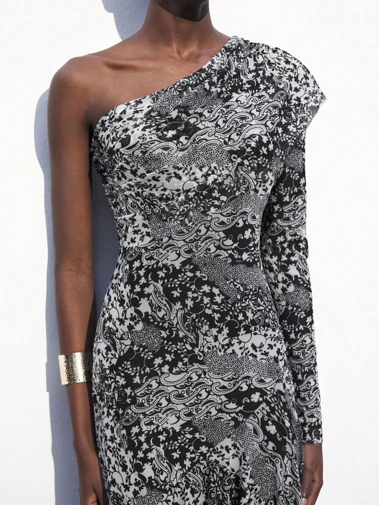 SHEIN Maija New Spring/Summer Elegant Ladies Long Dress With Waist Cinched, Black & White Artistic Print, Sexy & Casual, Suitable For Dates, Gatherings, Weddings, City/Resort Wear