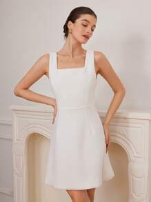 SHEIN Unity French Style Minimalist Fashion Lady Chic Tweeed Sleeveless V-Neck Mini Dress For Dates & Occasions Elegant FashionableOld Money Style  For Summer - White - View 4