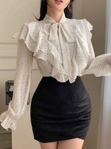 DAZY 女式波尔卡圆点荷叶边领休闲衬衫，时尚日常穿着，秋季女装长袖上衣 - 米色 - 查看 9