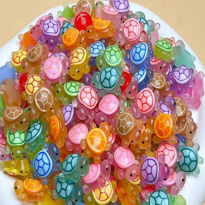 MINKOJA 100 bức tượng rùa biển thu nhỏ, tượng rùa nhựa mini phát sáng, đồ chơi nhỏ nhiều màu phát sáng trong bóng tối, động vật biển nhỏ để làm đồ thủ công, trò chơi khăm trong nhà búp bê, trang trí cảnh quan sân vườn, tượng thu nhỏ, đồ chơi, tượng thu nhỏ, rùa, động vật nhựa, đồ chơi thu nhỏ