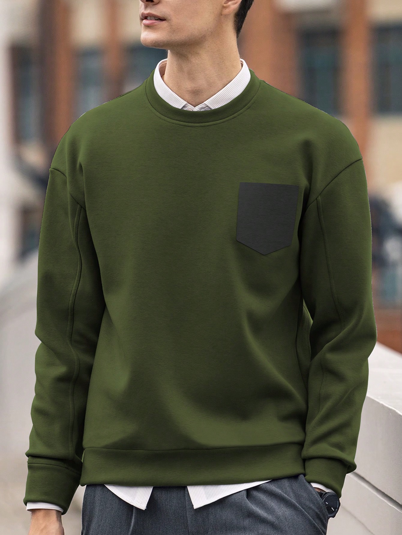 Manfinity Dauomo Men's Solid Color Patchwork Round Neck Long Sleeve Pocket Casual Sweatshirt