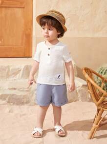 SHEIN 2pcs Baby Boys/Girls Leaf Print Round Neck Short Sleeve Top And Elastic Waist Shorts Set