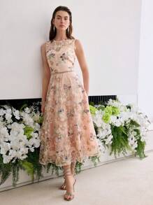 MOTF Soiréza Vestido de cóctel de línea A con bordado floral de malla
