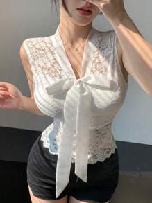 DAZY 女士蕾丝领结衬衫 - 米色 - 查看 4