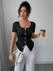 Selianne 1pc Women's Square Collar Slim-Fit Short Sleeve T-Shirt With Metal Button Decor, Elegant - Black - View 4