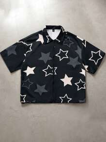 Manfinity EMRG Camisa casual de manga corta con cuello con cremallera y estampado de estrellas para hombre