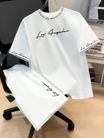 SHEIN 2 件青少年男孩休闲简约字母图案短袖圆领 T 恤和短裤，适合夏春装；青少年男孩服装；青少年男孩夹克，春季开学