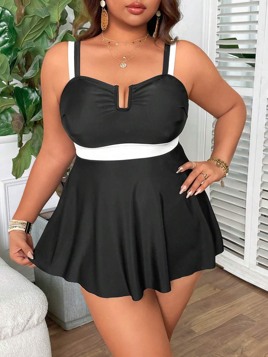 SHEIN Swim Curve Plus Size Women's Black & White Contrast Casual Holiday Minimalist Slimming Top And Bottom Tankini Set, For Summer Vacation - Black and White - View 1