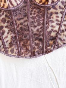 SHEIN WYWH 度假甜美碎花性感蕾丝边束身上衣，女士合身细肩带吊带背心，可内穿或外穿，适合节日、约会、情人节、下午茶 - 棕色 - 查看 3