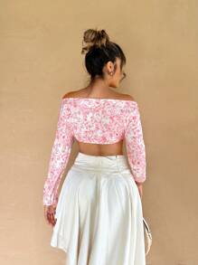 Zolique Camisa corta de hombros descubiertos con estampado floral completo y detalle retorcido, informal para vacaciones - Rosa - Ver 2