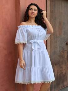 RueChic Plus Off Shoulder Dress With Lace Details - White - View 5