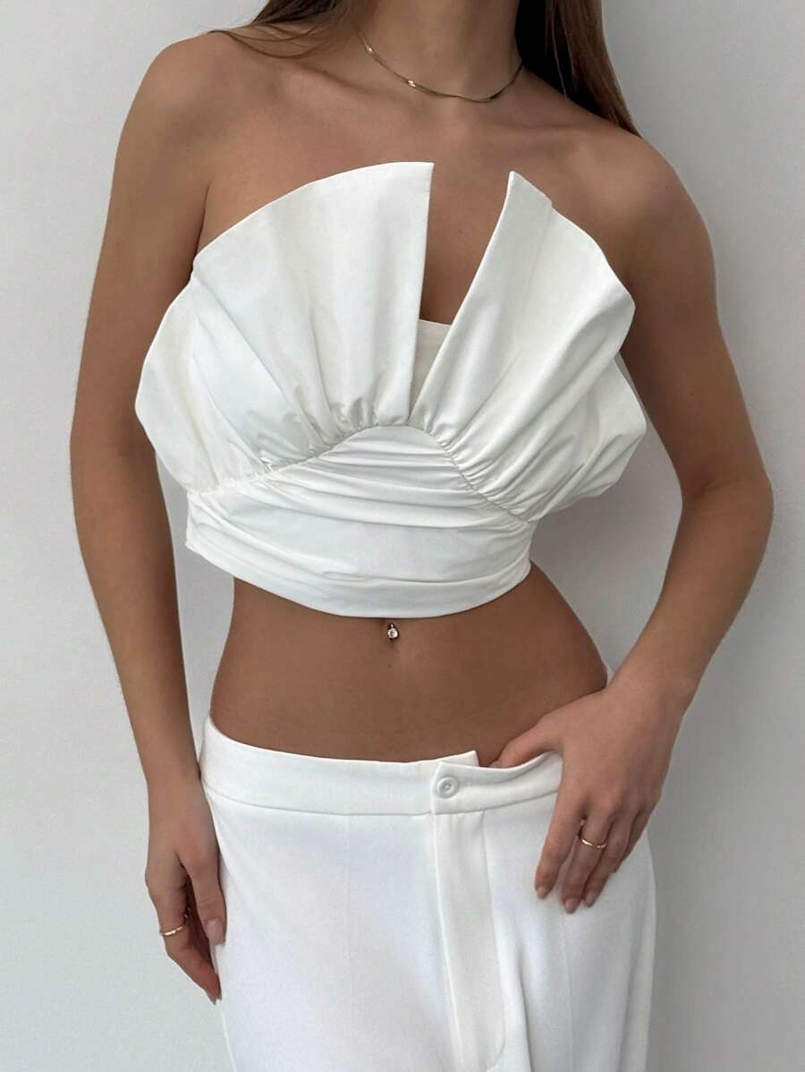 Aloruh Blusa Branca Sólida Minimalista com Silhueta Evasê Plissada e Elegante - Branco - Visão 1
