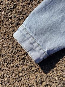Manfinity Hypemode Chaqueta vaquera casual de mezclilla azul claro lavada para hombres