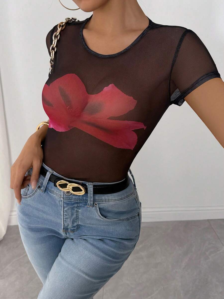 Chiquease 女士图案印花圆领短袖网眼 T 恤