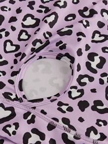 SHEIN Conjunto deportivo con estampado de leopardo de manga corta y cuello redondo para niñas preadolescentes