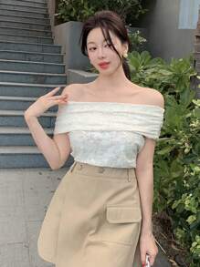 DAZY Women Off Shoulder Fitted One-Shoulder Short Sleeve Solid Color T-Shirt, Spring/Summer - White - View 3